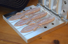 Load image into Gallery viewer, Pearl Peppermint Creature Baits
